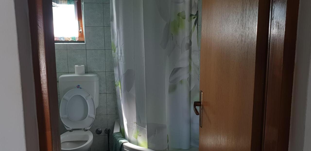 Apartments Nena 3* Ližnjan エクステリア 写真