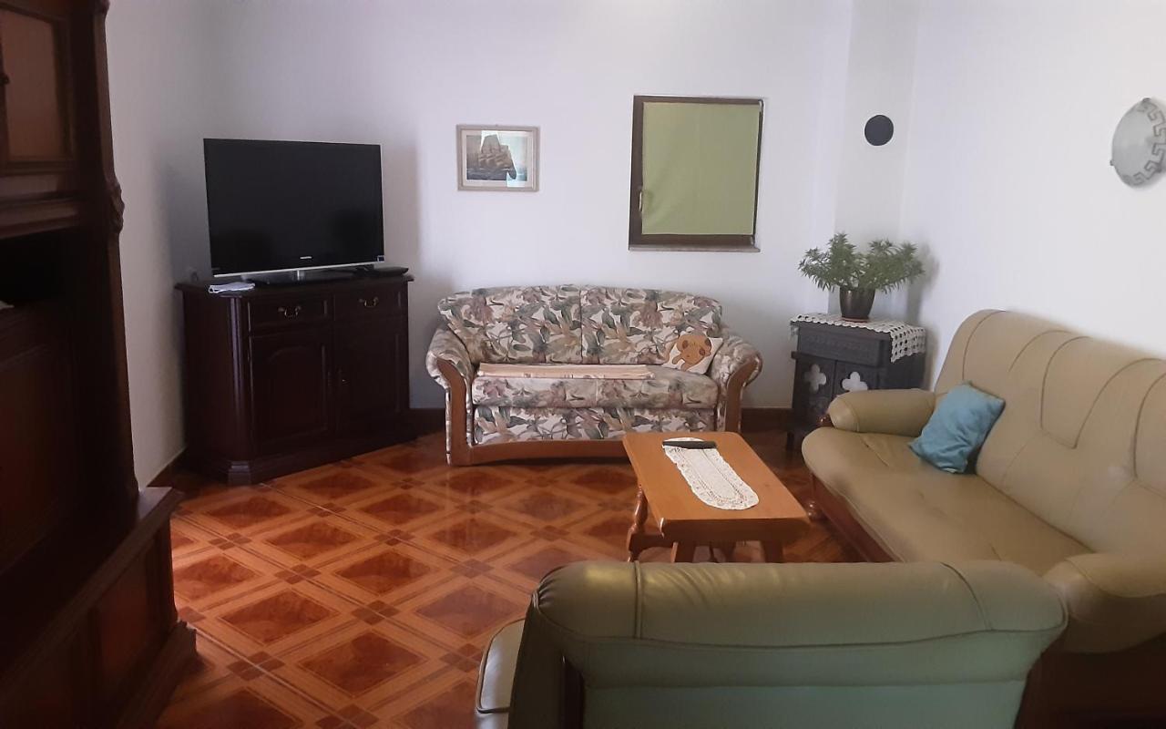 Apartments Nena 3* Ližnjan エクステリア 写真